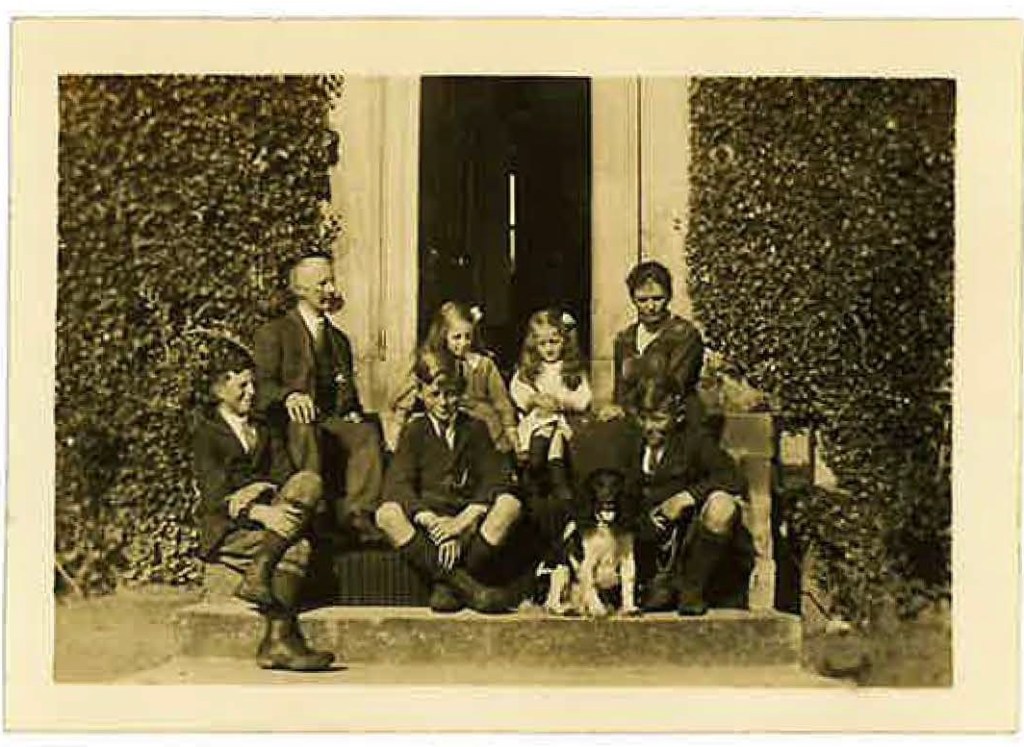 The Pennefather Family on the front steps of Marlow